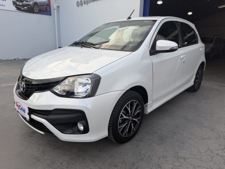 Toyota Etios XLS 